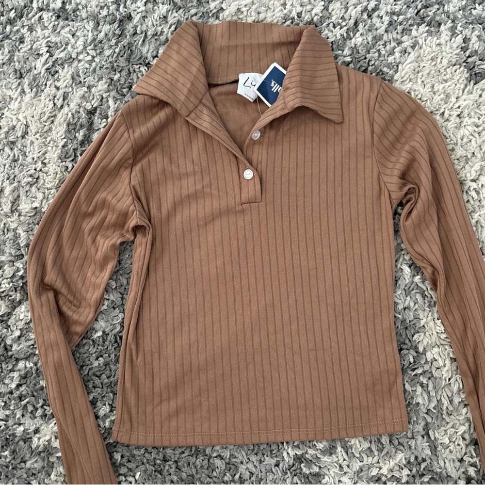 Brown long sleeve collared top